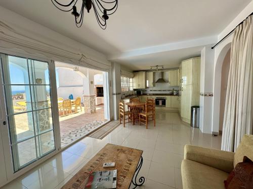 R1384 Casa Cleo