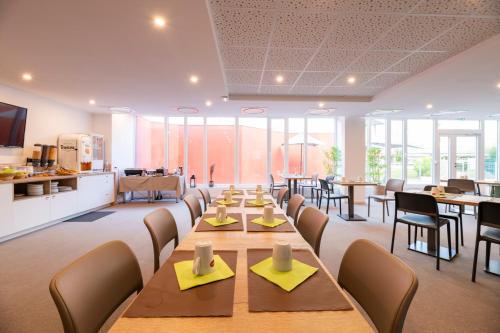 Restoran atau tempat lain untuk makan di Lagrange Apart Hôtel Mulhouse Saint Sauveur