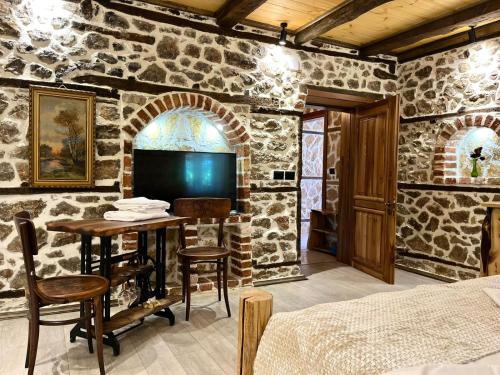 Vechia Villa Mitllari