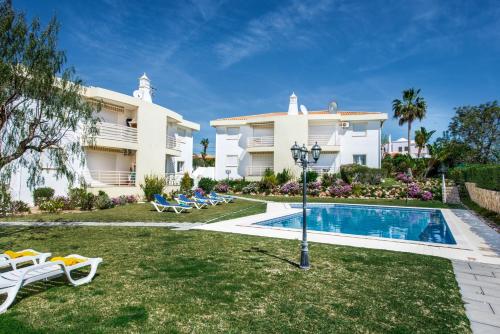 Apartment 1A Gale Garden by Algarve Villa Holidays