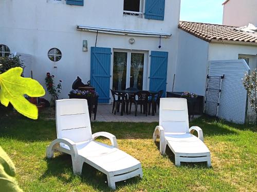 Maisonnette 4 pers avec piscine privée - FR-1-476-240