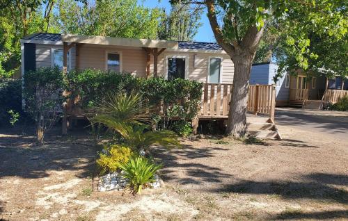 En have udenfor Mobilhomelaco34