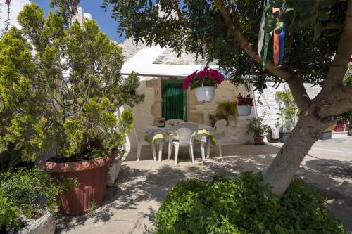 Gallery image of Trullo Antica Pietra in Cisternino
