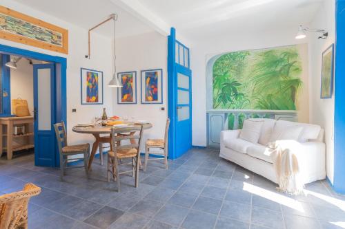 Deriva Apartment on Careno's Beach by Rent All Como photo 2