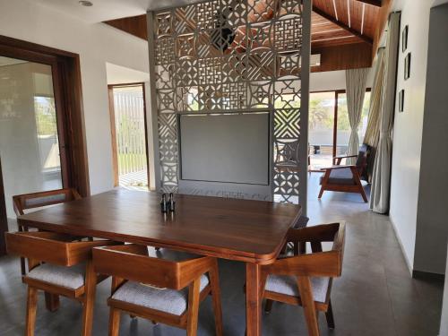 Posezení v ubytování ShantRamniy-A Luxurious Stay in Bhuj