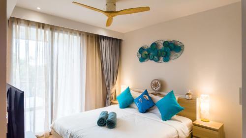Katil atau katil-katil dalam bilik di Beachside Residence 4 floor, Seaside, 250m to the beach