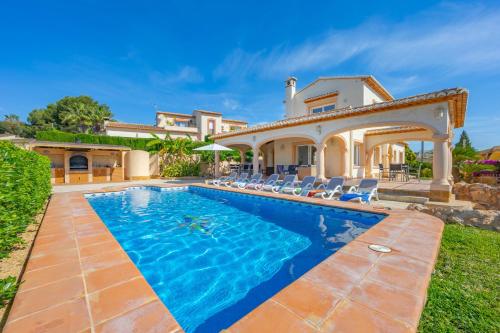 Villa Almendros - PlusHolidays