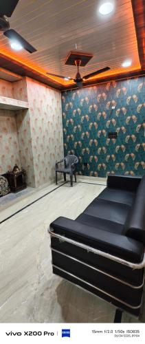 Ruang duduk di 2BHk apt near iskcon temple