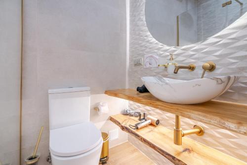 Sandora Breeze - Calm Stay Near Beach & Old Town