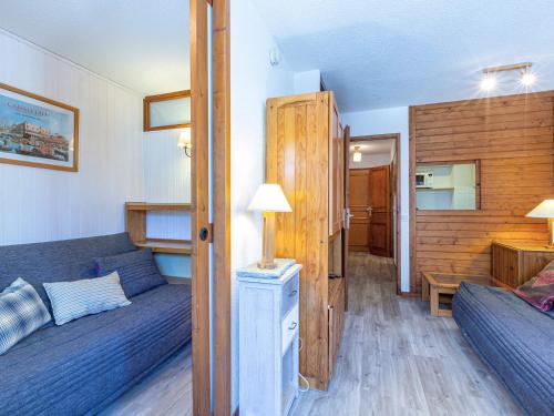 Appartement soigné skis aux pieds, proche village des enfants, 5 pers, balcon sud-est