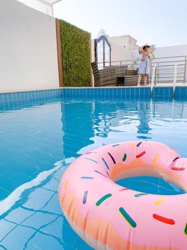 Bazén v ubytování Open Hotel Dammam nebo v jeho okolí