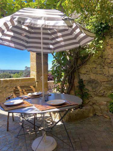 Photo de la galerie de l'établissement Mas Saint Roch, à Lambesc