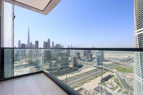 High-Floor 1BR with Burj Khalifa View Prime Location