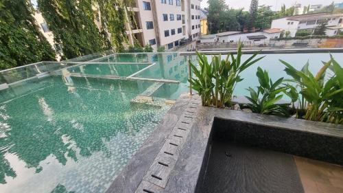 Majoituspaikassa Solaris Cozy Abode tai sen lähellä sijaitseva uima-allas