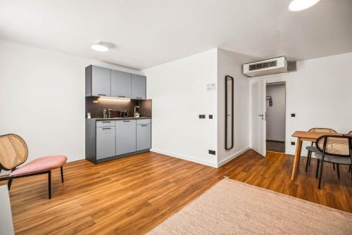 Кухня или мини-кухня в Limehome Jena Teichgraben

