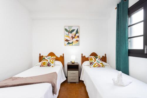 Home2Book Sunny Apt Pool & Terrace, Las Américas