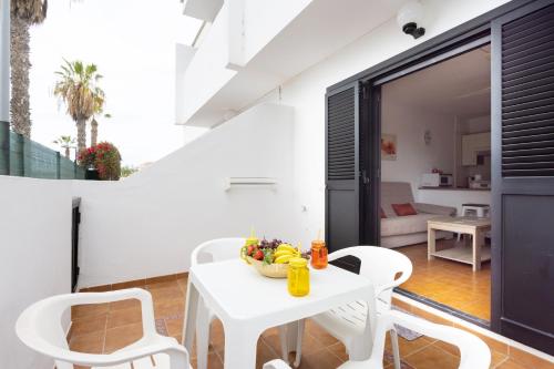 Home2Book Sunny Apt Pool & Terrace, Las Américas