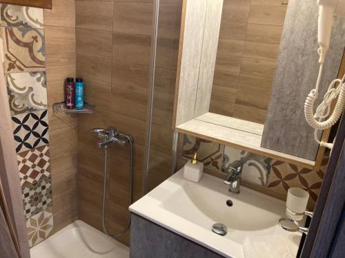 Gallery image of Thealos Rooms in Vourvourou
