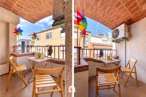 a balcony with a table and chairs on a balcony at Mediterranean Way - Anguera in Cambrils