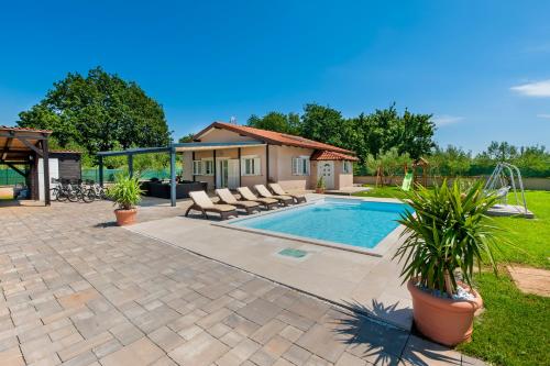 Villa Suzy in Rovinj near the sea photo 3