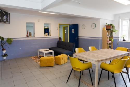 Posezení v ubytování Albergue de São Bento