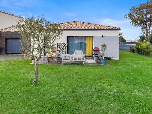 Maison de famille à 14min à pied de la mer