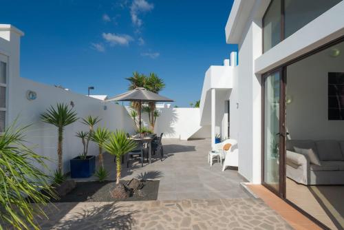 Casa Azul by Optima Villas