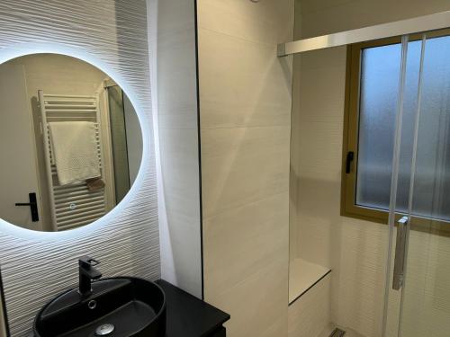 Koupelna v ubytování Appartement L'ECRIN DES EMPEREURS