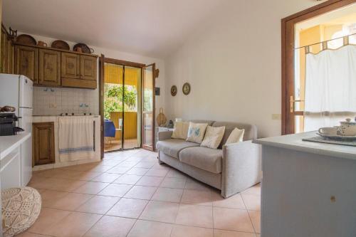 Gallery image of GuestHost - Comfy Apartment X3 with Terrace in San Pantaleo