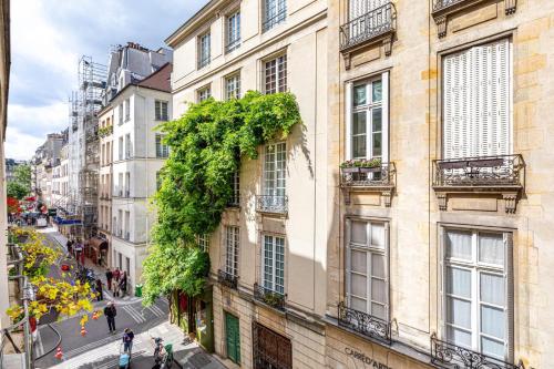 GuestReady - Parisian charm near Notre-Dame