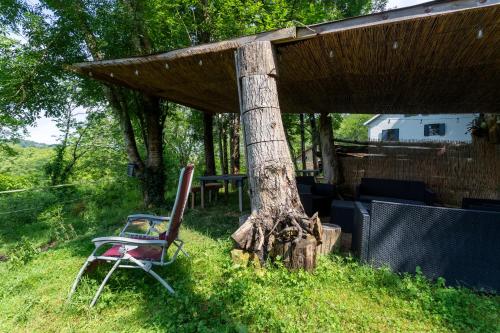 Zahrada ubytování Le Gite Ozalée - Domaine Helaku