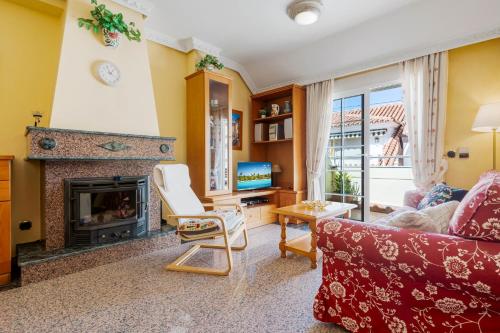 Los Boliches apartment by Costarentals - Ref 122