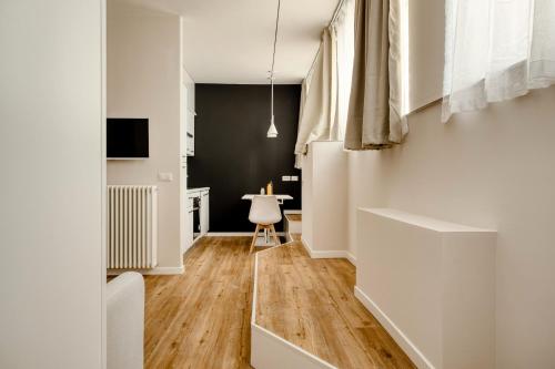 Hostmate - Milano - Imperia's Warm - Romolo IULM
