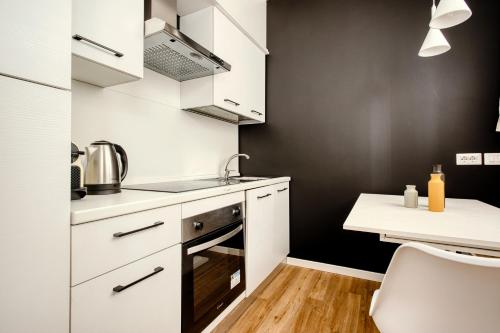 Hostmate - Milano - Imperia's Warm - Romolo IULM