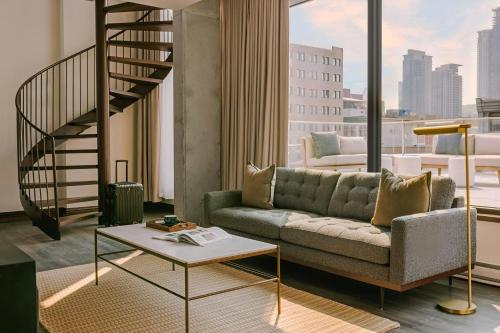 Sonder by Marriott Bonvoy Lambert Apartments Old Montreal