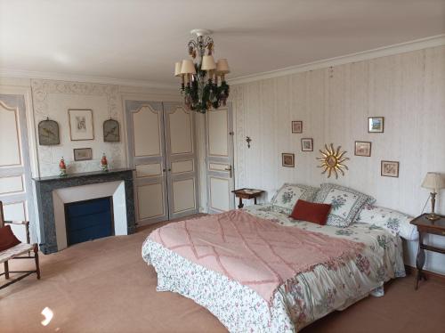 MANOIR l'HERISSAUDIERE