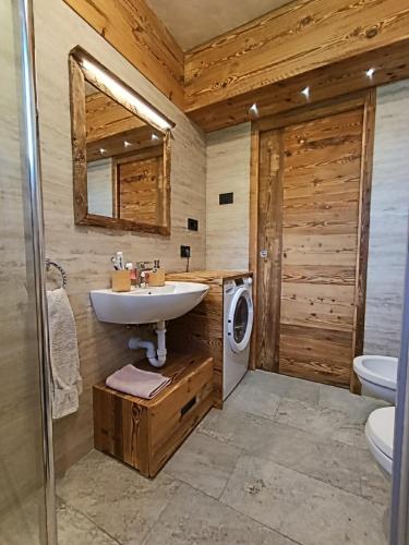 Ένα μπάνιο στο Betruzzi Homes