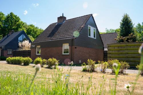 Budova, kde se prázdninový dům nachází