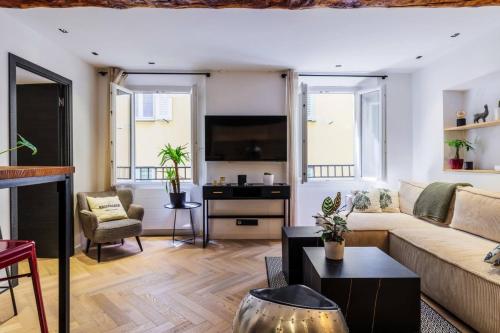 Appartement de charme en plein coeur du vieux Nice
