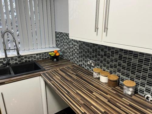 Dapur atau dapur kecil di Modern flat-apartment in Marton