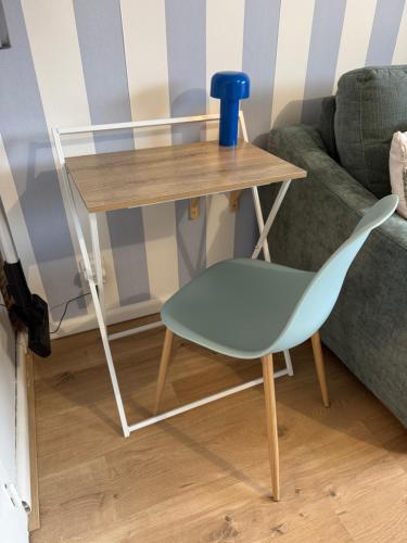 Afbeelding uit fotogalerij van Le Bleu Marine, grand studio au calme, à 2 pas du lac ! in Gérardmer