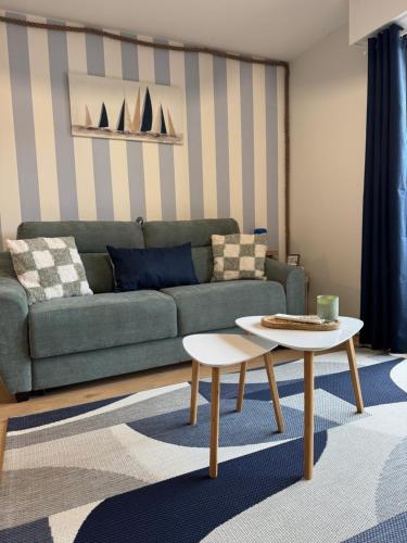 Le Bleu Marine, grand studio au calme, à 2 pas du lac !