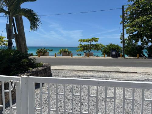 Apartment en residence face à la Mer