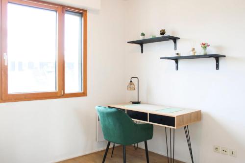 Photo de la galerie de l'établissement Studio with work space at the gates of Paris, à Clichy