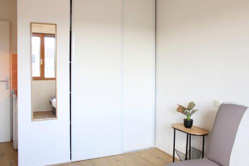 Photo de la galerie de l'établissement Studio with work space at the gates of Paris, à Clichy