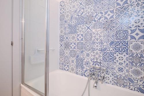 Tuscolana White Apartment
