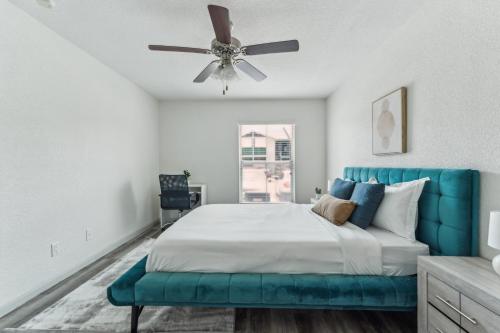 Ένα ή περισσότερα κρεβάτια σε δωμάτιο στο Reserve 2105 I Spacious 1 Bed 1 Bath