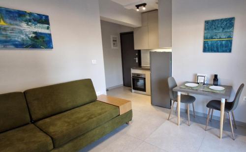 Dapur atau dapur kecil di Toumba apartments