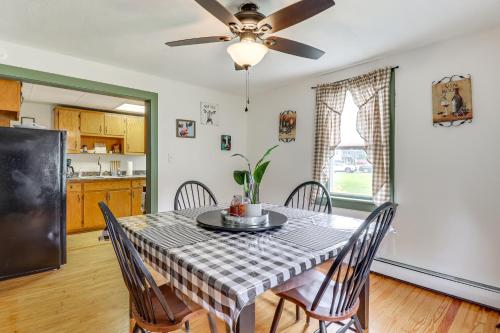 Gambar di galeri bagi Walk to Saylors Lake Townhome with Shared Perks! di Saylorsburg