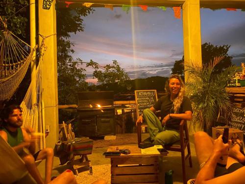 Επισκέπτες που μένουν στο Hostal-Camping Bajo Las Estrellas